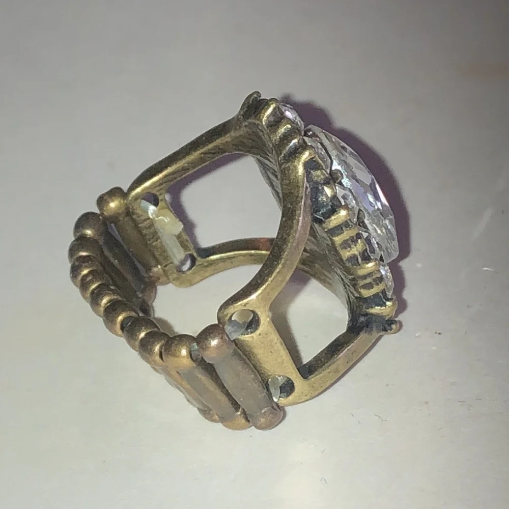 N/A elegant antique
